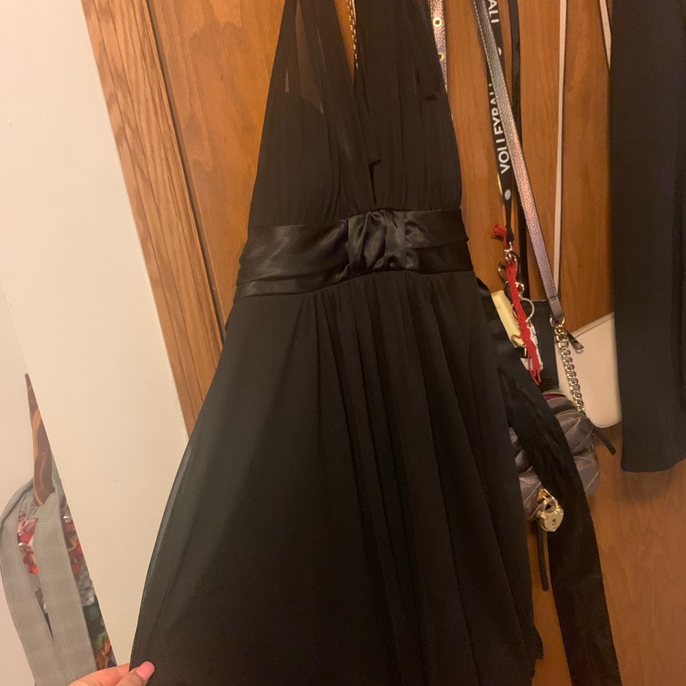 Monroe black dress that’s super flattering